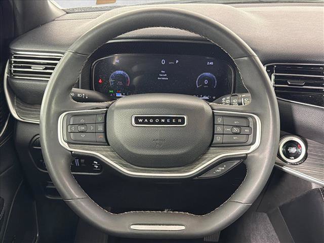 Used 2024 Jeep Wagoneer L Series II w/ Flexible Seating Group AWD/4WD image 25
