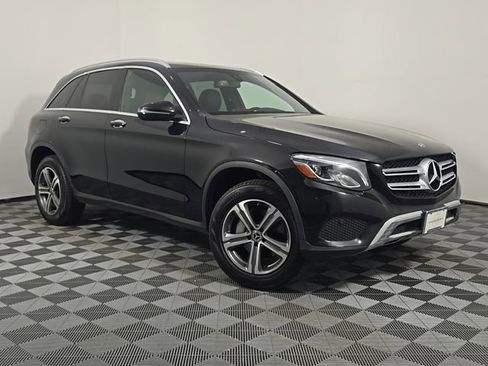 Used 2019 Mercedes-Benz GLC 300 4MATIC image 9