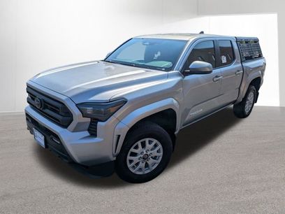 New 2025 Toyota Tacoma SR5