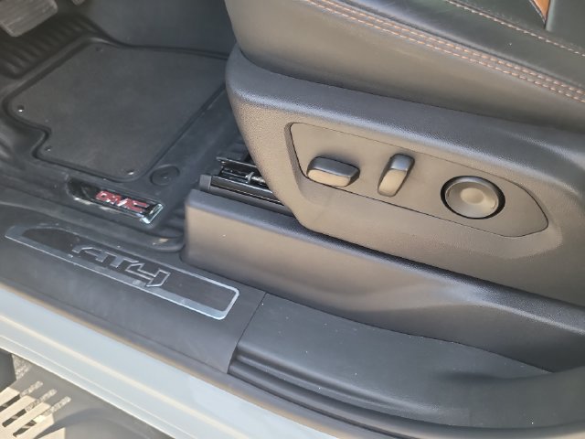 Used 2026 GMC Sierra 1500 AT4 w/ AT4 Premium Package AWD/4WD image 21
