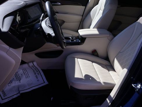 Certified 2023 Buick Envision Avenir image 41