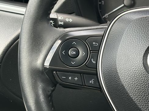 Used 2023 Toyota Corolla Cross AWD Hybrid image 17