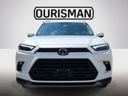 Certified 2026 Toyota Grand Highlander AWD image 2