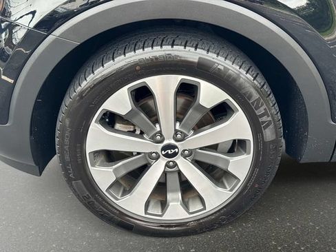 Used 2022 Kia Telluride EX w/ EX Premium Package AWD/4WD image 10
