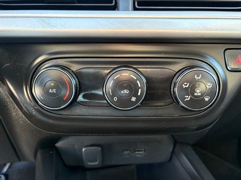 Used 2024 Chevrolet Trax LS image 19