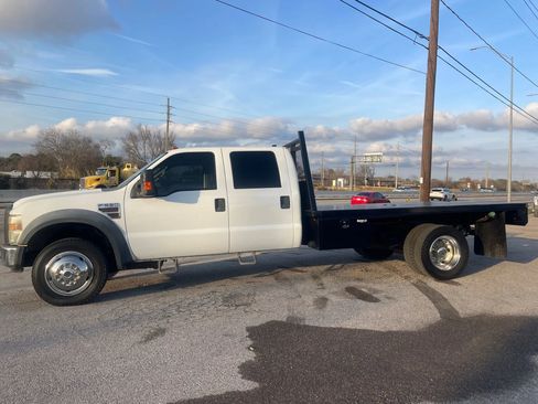 Used 2008 Ford F550 2WD Crew Cab Super Duty image 4