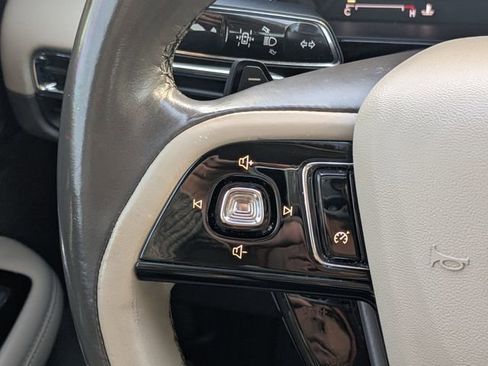 Used 2020 Lincoln Corsair FWD w/ Convenience Package image 23