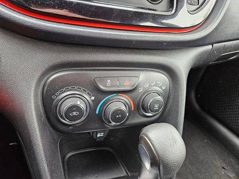 Used 2015 Dodge Dart SE w/ Convenience Group image 22