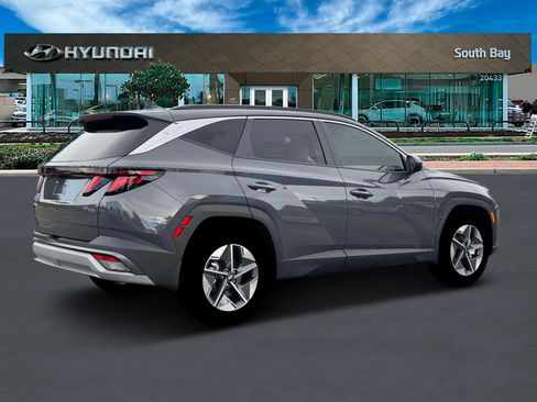 New 2026 Hyundai Tucson SEL image 8