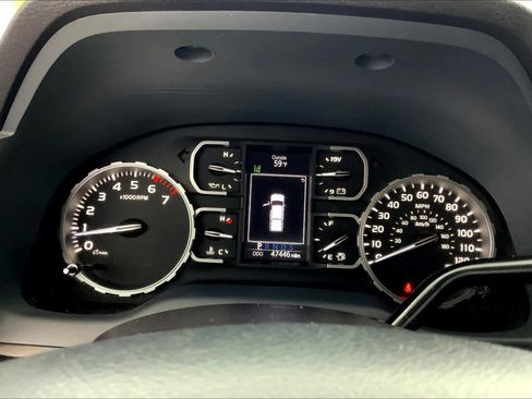 Used 2019 Toyota Tundra SR5 AWD/4WD image 25