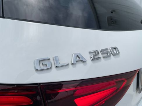 Certified 2026 Mercedes-Benz GLA 250 image 33