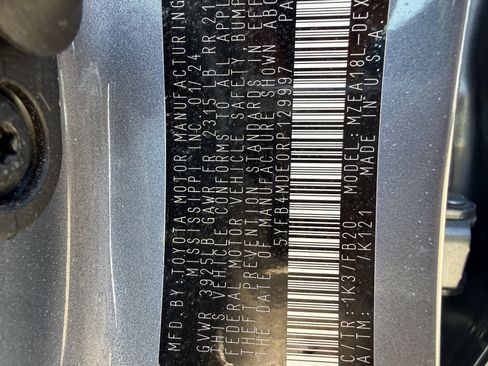 Used 2024 Toyota Corolla LE image 33