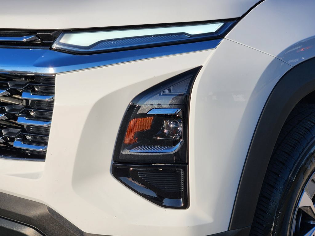 Certified 2026 Chevrolet Equinox LT FWD image 8