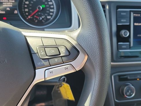 Used 2021 Volkswagen Atlas Cross Sport S image 25