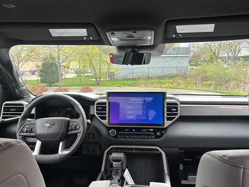 New 2026 Toyota Tundra Limited AWD/4WD image 20
