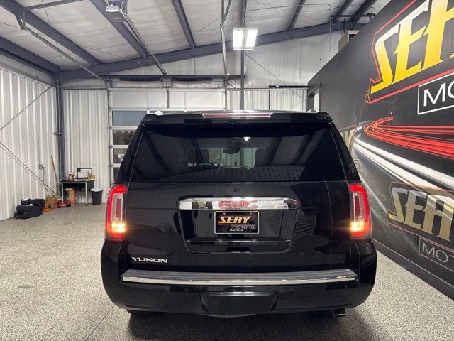 Used 2019 GMC Yukon Denali w/ Denali Ultimate Package AWD/4WD image 17