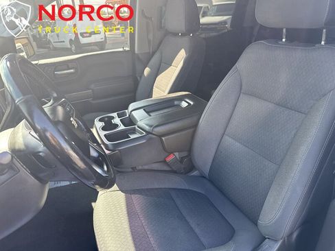 Used 2019 Chevrolet Silverado 1500 LT w/ Texas Edition AWD/4WD image 17