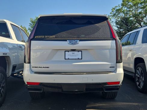 Used 2022 Cadillac Escalade ESV Sport w/ Touring Package AWD/4WD image 8