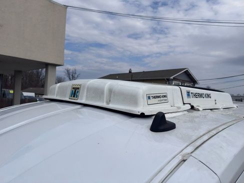 Used 2024 Ford Transit 350 148 Medium Roof image 39
