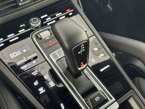Certified 2023 Porsche Cayenne AWD/4WD image 24