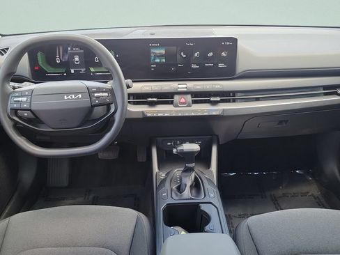 Used 2025 Kia K4 FWD image 11