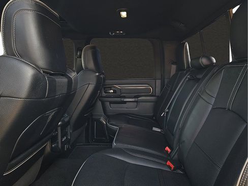 Used 2024 RAM 3500 Limited image 9