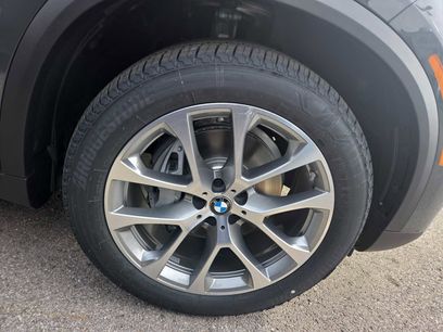 New 2026 BMW X5 xDrive40i w/ Climate Comfort Package