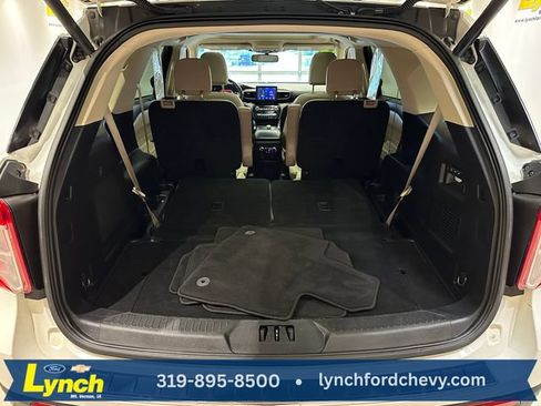 Used 2022 Ford Explorer Limited w/ Equipment Group 301A AWD/4WD image 25