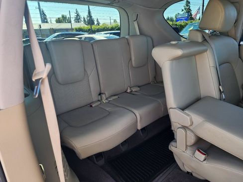 Used 2017 INFINITI QX80 4WD w/ Driver Assistance Package image 29