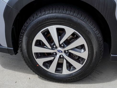 Used 2023 Subaru Outback Premium w/ Popular Package #1 AWD/4WD image 12