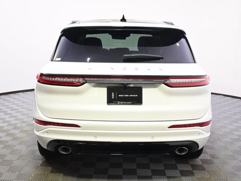 New 2026 Lincoln Corsair Reserve image 5