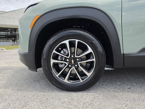 New 2026 Chevrolet TrailBlazer LT w/ Convenience Package AWD/4WD image 35