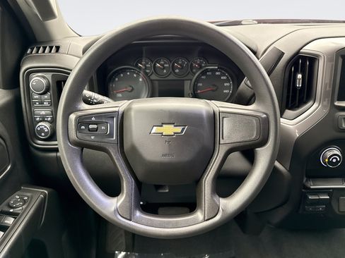 Used 2020 Chevrolet Silverado 1500 Custom w/ Custom Value Package AWD/4WD image 12