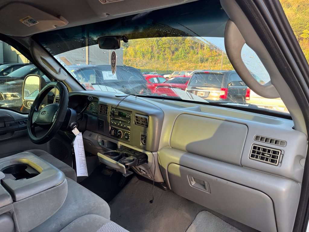 Used 2004 Ford F350 2WD Crew Cab DRW Super Duty image 10