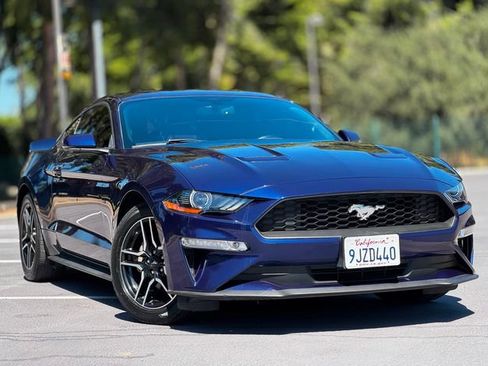 Used 2019 Ford Mustang Premium RWD image 2