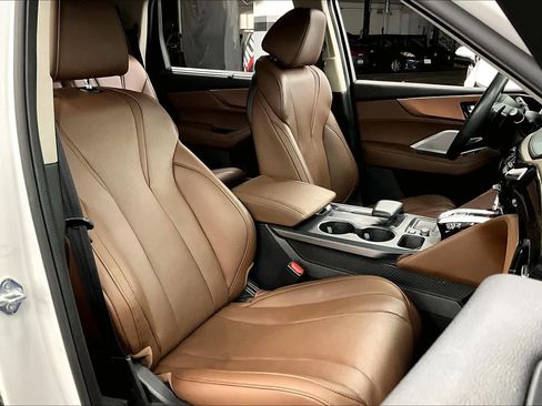 Used 2024 Acura MDX SH-AWD w/ Technology Package image 8