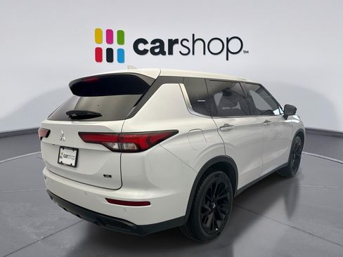 Used 2024 Mitsubishi Outlander SE Black Edition AWD/4WD image 5