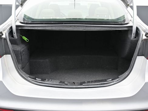 Used 2018 Ford Fusion S image 15