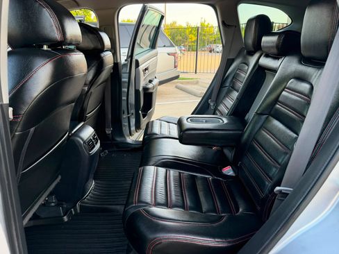 Used 2018 Honda CR-V LX image 19