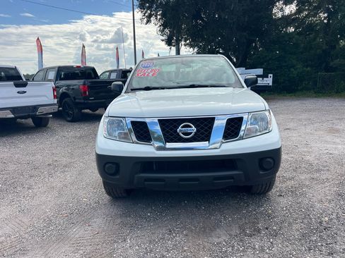 Used 2020 Nissan Frontier S w/ S Utility Package image 8