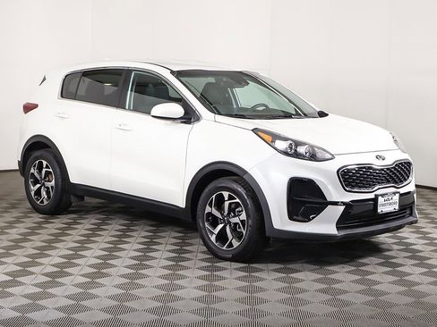 Used 2022 Kia Sportage LX image 44