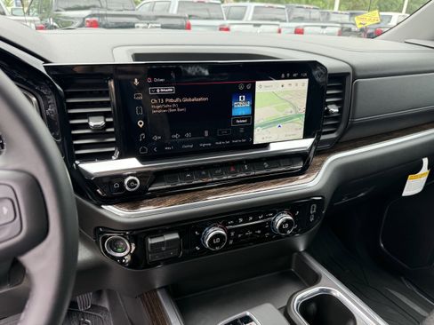 Certified 2026 GMC Sierra 1500 Elevation AWD/4WD image 20