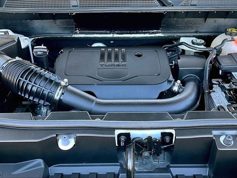 Used 2022 GMC Acadia Denali w/ Denali Ultimate Package image 10