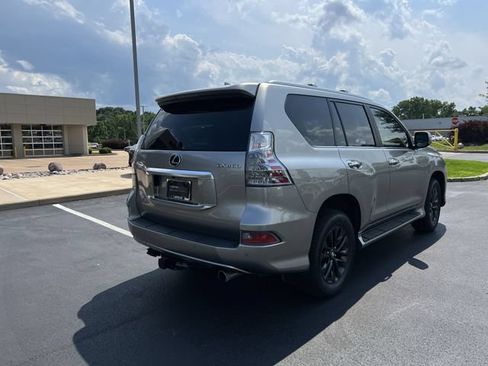 Used 2022 Lexus GX 460 Premium w/ Premium Plus Package AWD/4WD image 3