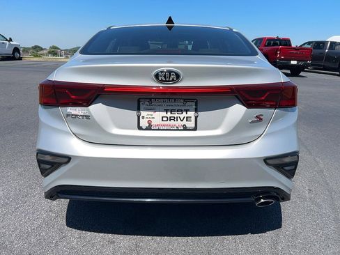 Used 2019 Kia Forte S w/ S Premium Package FWD image 6