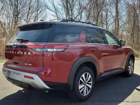 Used 2023 Nissan Pathfinder SL w/ Cargo Package AWD/4WD image 4