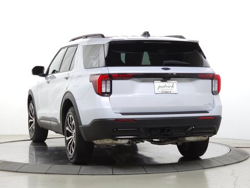 Used 2026 Ford Explorer ST-Line AWD/4WD image 6