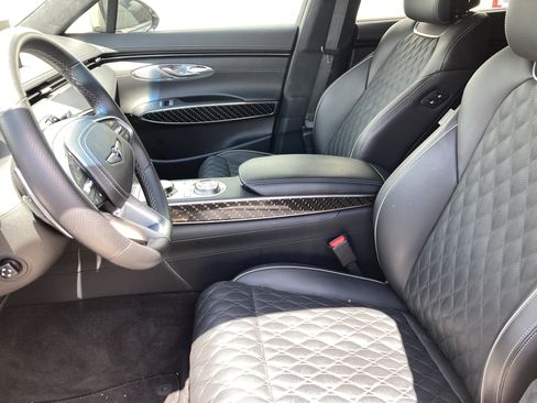 Used 2024 Genesis GV70 3.5T Sport w/ Sport Prestige Package AWD/4WD image 3