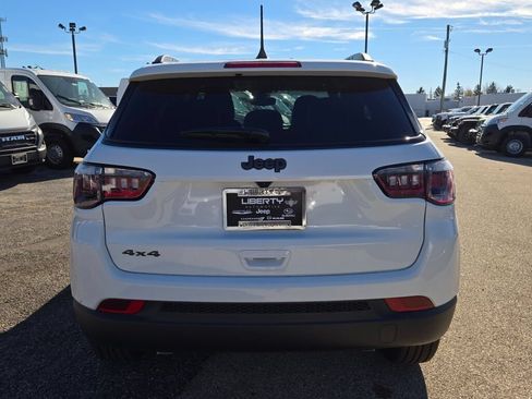 New 2026 Jeep Compass Latitude AWD/4WD image 13