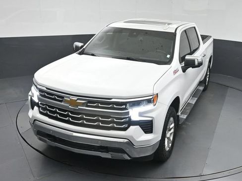 Used 2023 Chevrolet Silverado 1500 LTZ w/ LTZ Convenience Package II AWD/4WD image 43